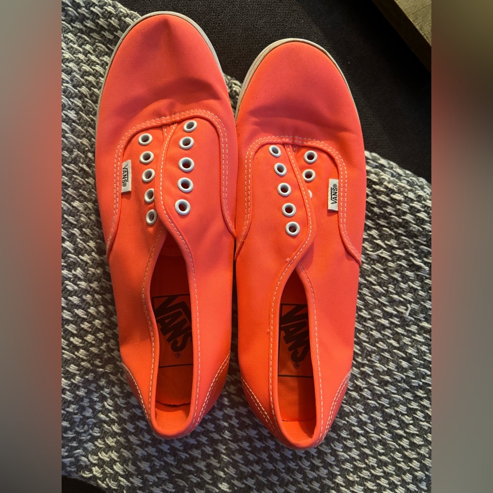 Vans Hot Pink/Neon Pink